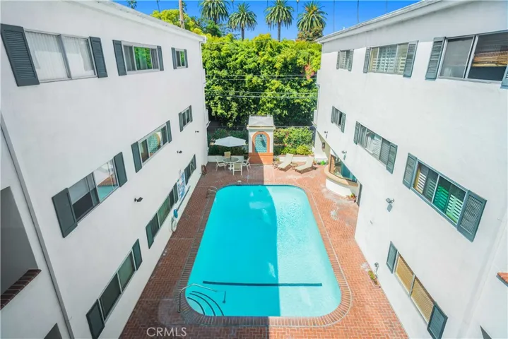 521 Montana Avenue 211, Santa Monica, California 90403