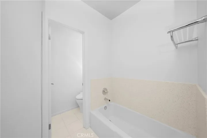 521 Montana Avenue 211, Santa Monica, California 90403