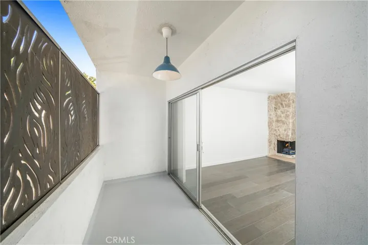 521 Montana Avenue 211, Santa Monica, California 90403