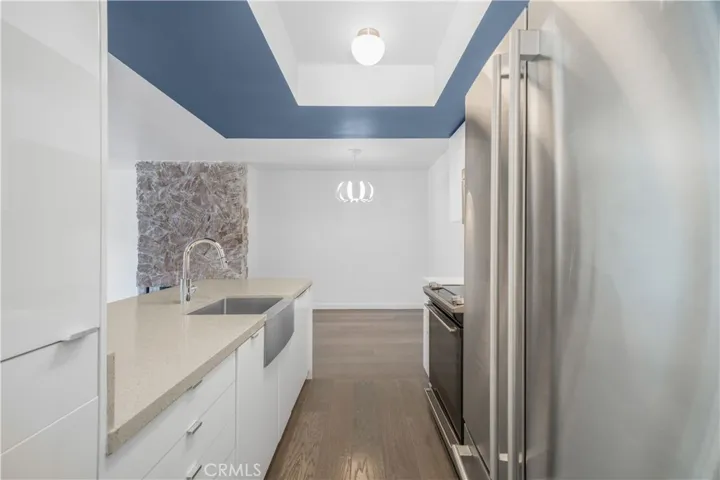 521 Montana Avenue 211, Santa Monica, California 90403