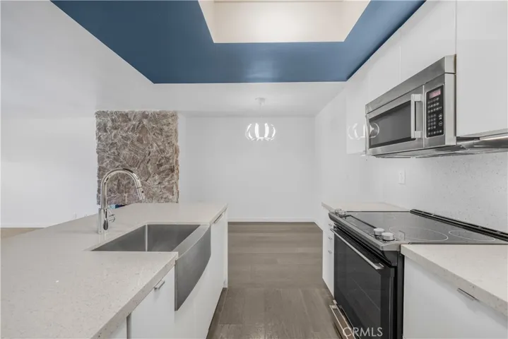521 Montana Avenue 211, Santa Monica, California 90403