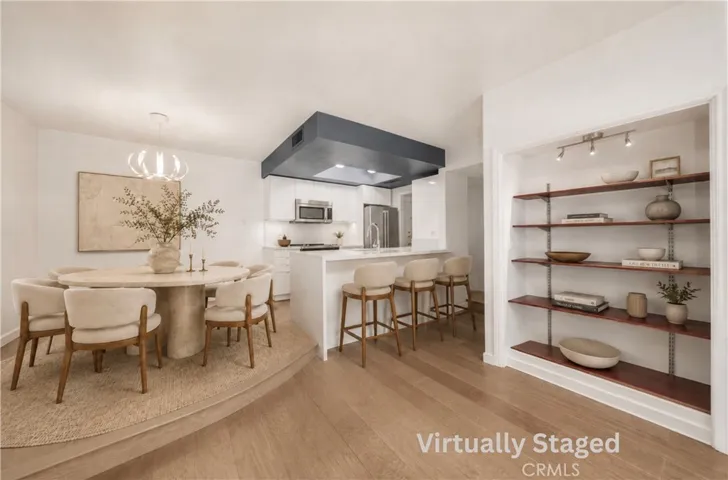 521 Montana Avenue 211, Santa Monica, California 90403
