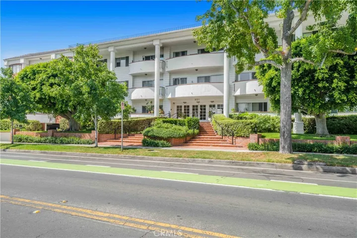 521 Montana Avenue 211, Santa Monica, California 90403