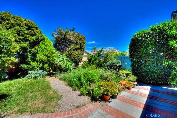 6395 Saipan, Cypress, California 90630