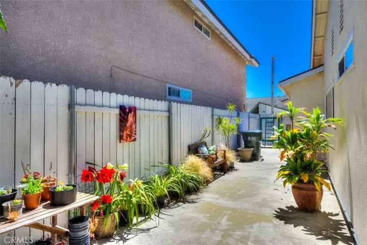 6395 Saipan, Cypress, California 90630