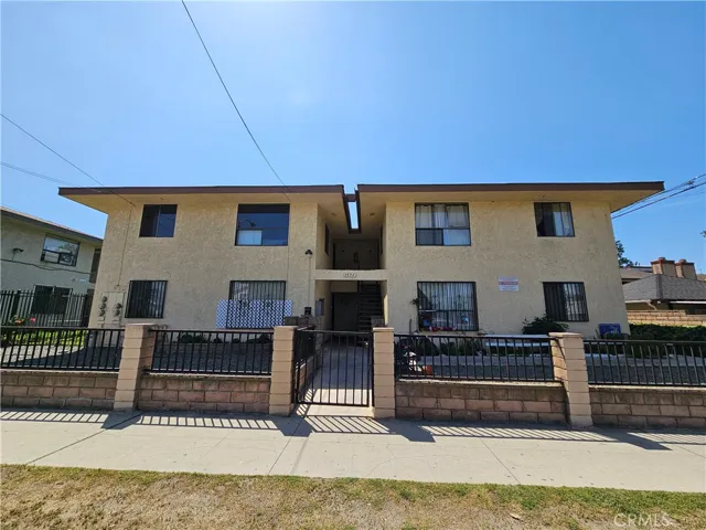 1574 Laurel Avenue, Pomona, California 91768