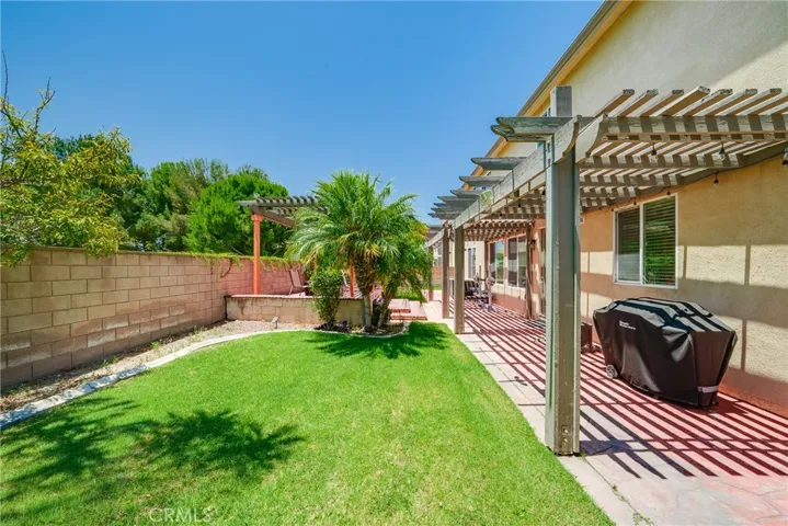 14443 Sleepy Creek Drive, Eastvale, California 92880
