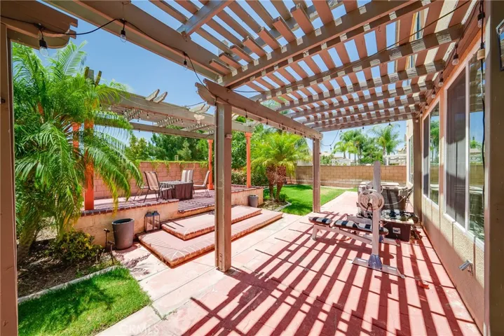 14443 Sleepy Creek Drive, Eastvale, California 92880