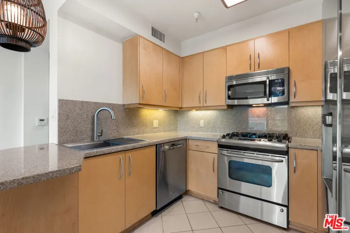 267 S San Pedro Street 213, Los Angeles, California 90012