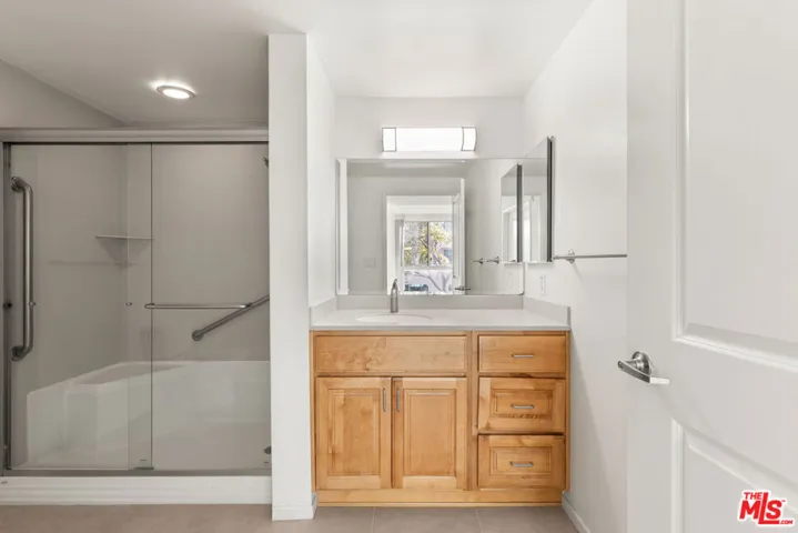 267 S San Pedro Street 213, Los Angeles, California 90012