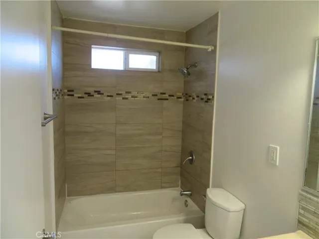 6506 Denver Ave., Los Angeles, California 90044