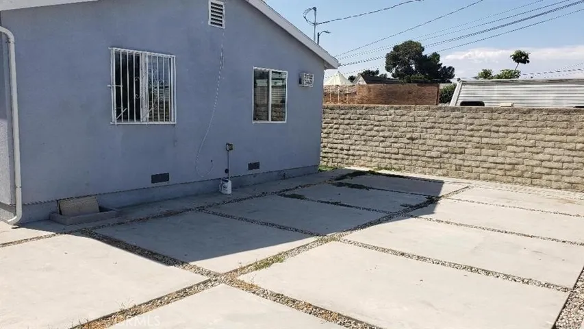 6506 Denver Ave., Los Angeles, California 90044