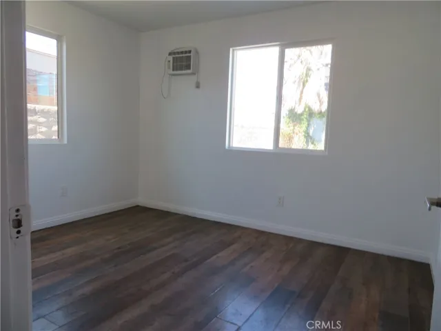 6506 Denver Ave., Los Angeles, California 90044