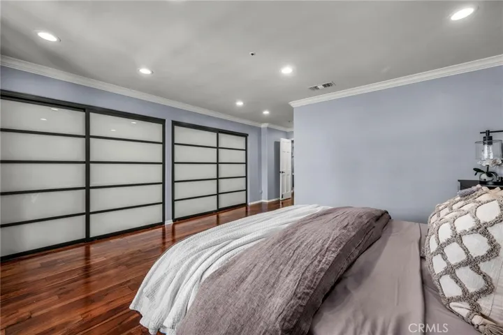 7015 Castle Peak Drive, West Hills, California 91307