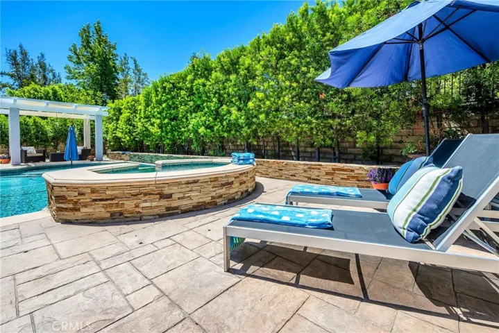 7015 Castle Peak Drive, West Hills, California 91307