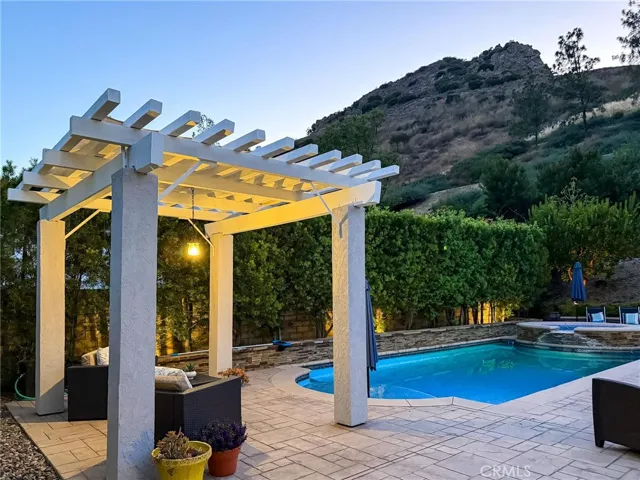 7015 Castle Peak Drive, West Hills, California 91307