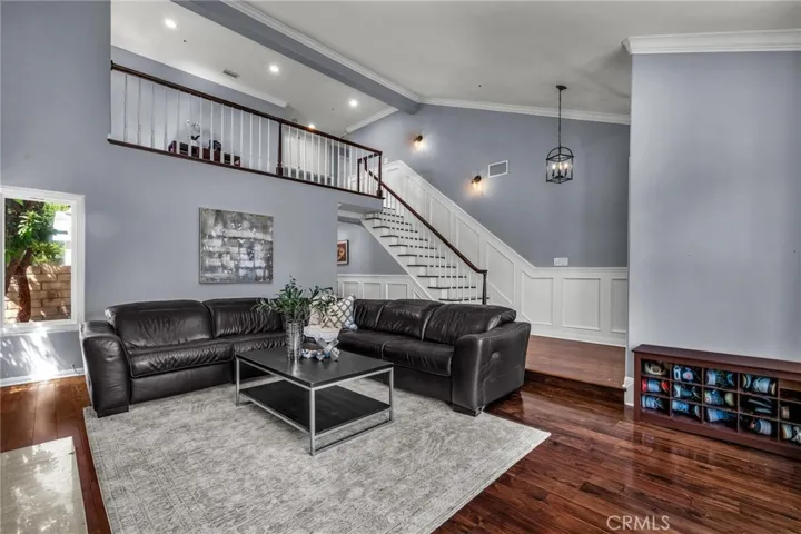 7015 Castle Peak Drive, West Hills, California 91307