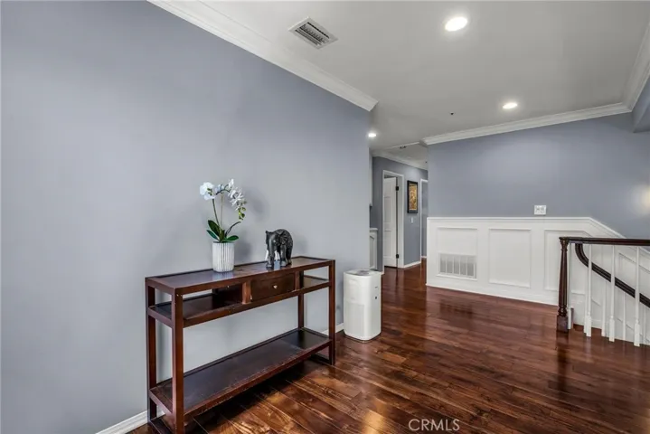 7015 Castle Peak Drive, West Hills, California 91307