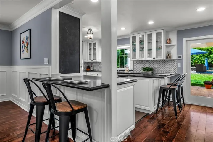 7015 Castle Peak Drive, West Hills, California 91307