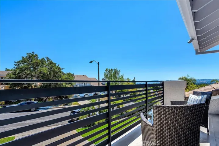 7015 Castle Peak Drive, West Hills, California 91307
