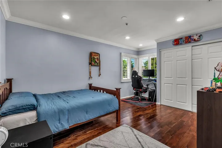 7015 Castle Peak Drive, West Hills, California 91307
