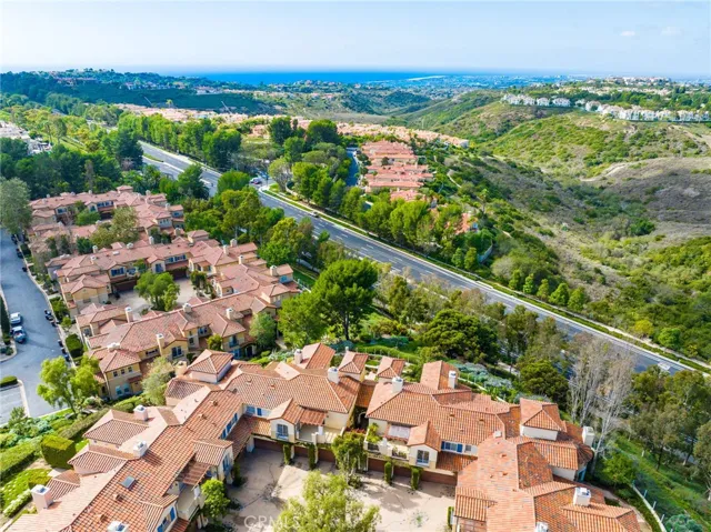 16 Savona Court, Newport Coast, California 92657