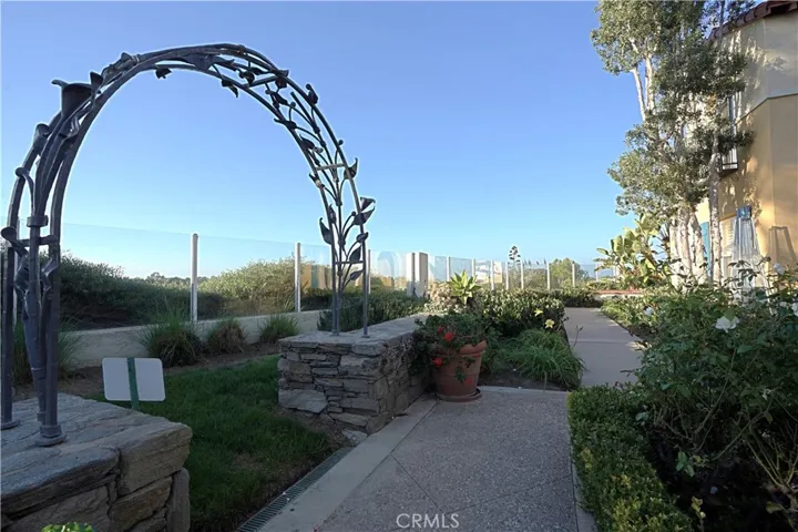 16 Savona Court, Newport Coast, California 92657