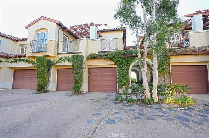 16 Savona Court, Newport Coast, California 92657