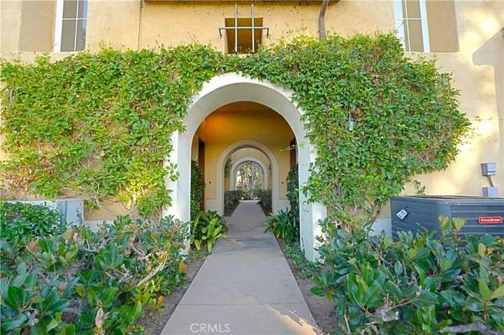16 Savona Court, Newport Coast, California 92657