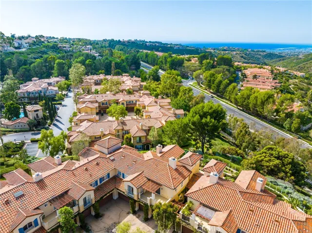 16 Savona Court, Newport Coast, California 92657