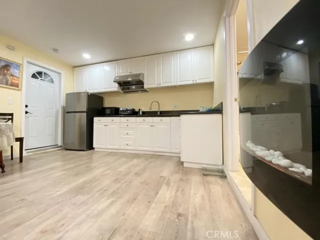 1602 S Glendora Avenue, Glendora, California 91740