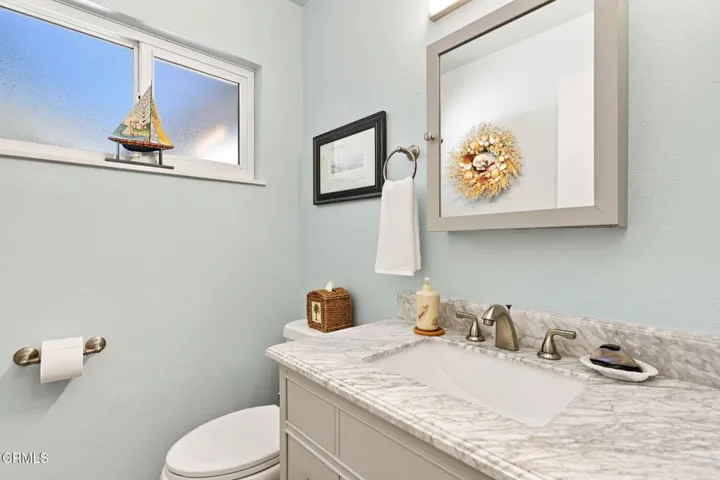 Powder room