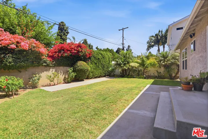 11521 Patom Drive, Culver City, California 90230