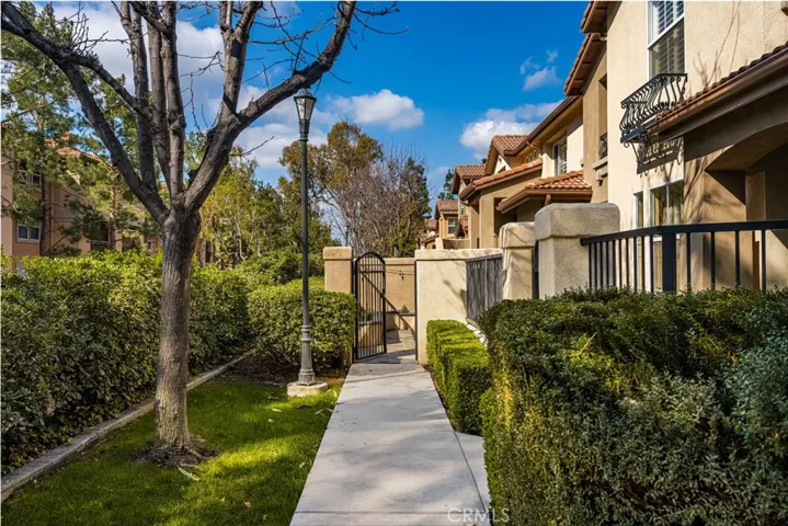 24 Crestline 103, Irvine, California 92602
