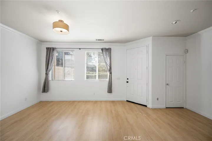 24 Crestline 103, Irvine, California 92602