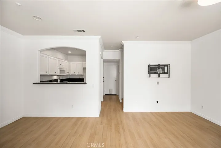 24 Crestline 103, Irvine, California 92602