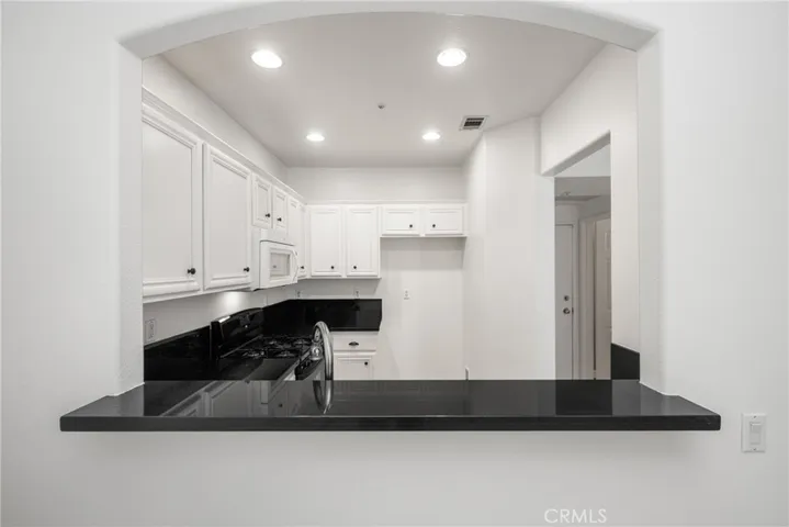 24 Crestline 103, Irvine, California 92602