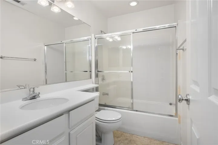 24 Crestline 103, Irvine, California 92602