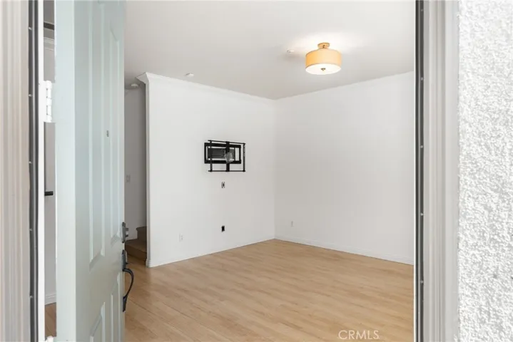 24 Crestline 103, Irvine, California 92602