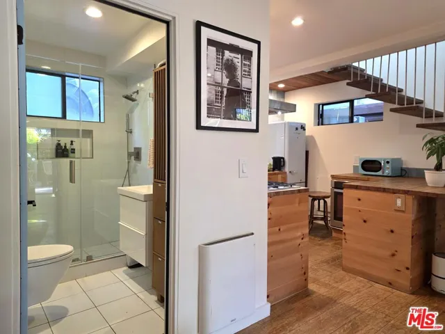 1001 Main Street, Venice, California 90291