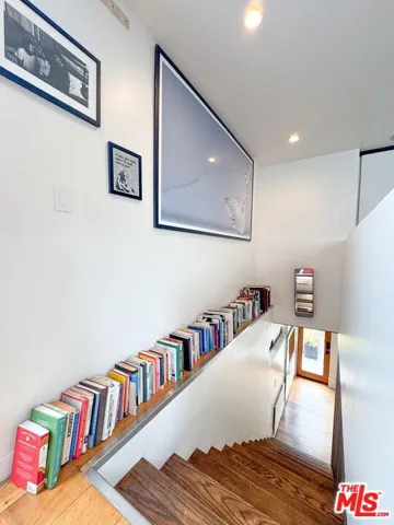 1001 Main Street, Venice, California 90291