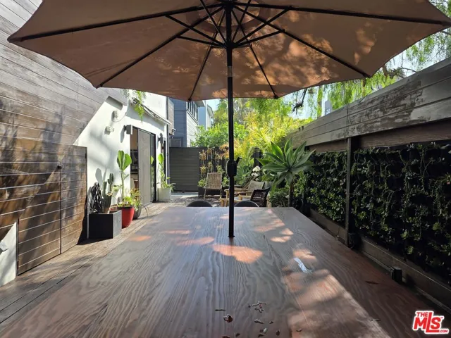 1001 Main Street, Venice, California 90291