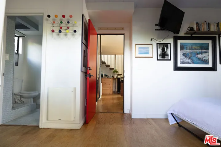1001 Main Street, Venice, California 90291
