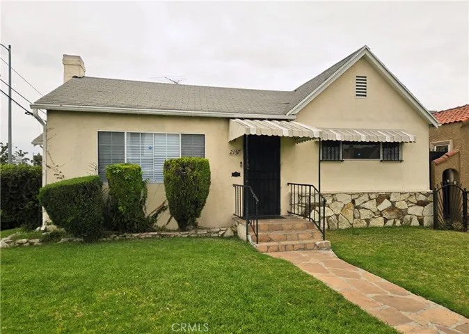 Front Unit - 3bd/1ba