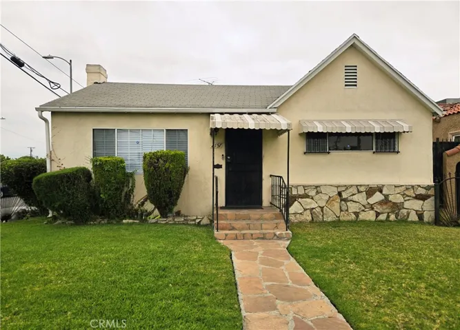 Front Unit - 3bd/1ba