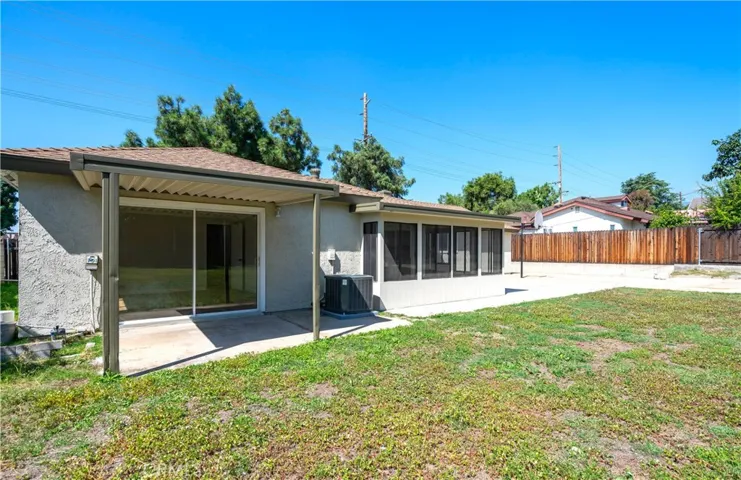 1460 N Towne, Claremont, California 91711