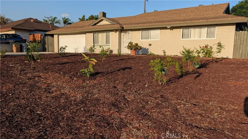 1460 N Towne, Claremont, California 91711