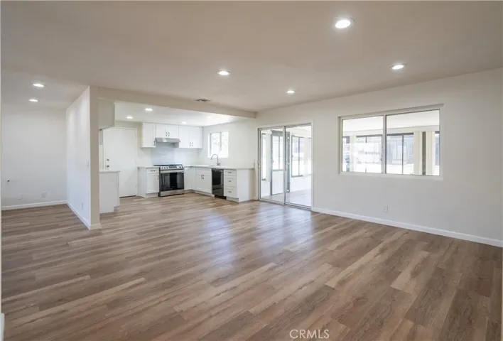 1460 N Towne, Claremont, California 91711