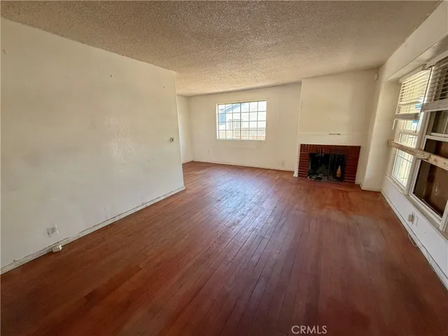 1718 W 109th, Los Angeles, California 90047