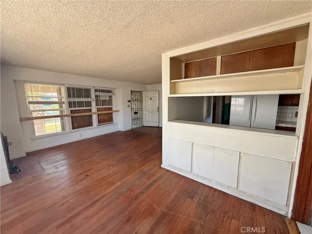 1718 W 109th, Los Angeles, California 90047